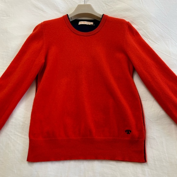 $378 Tory Burch Women Cashmere Pullover Red/Tory Navy size M - Picture 5 of 16
